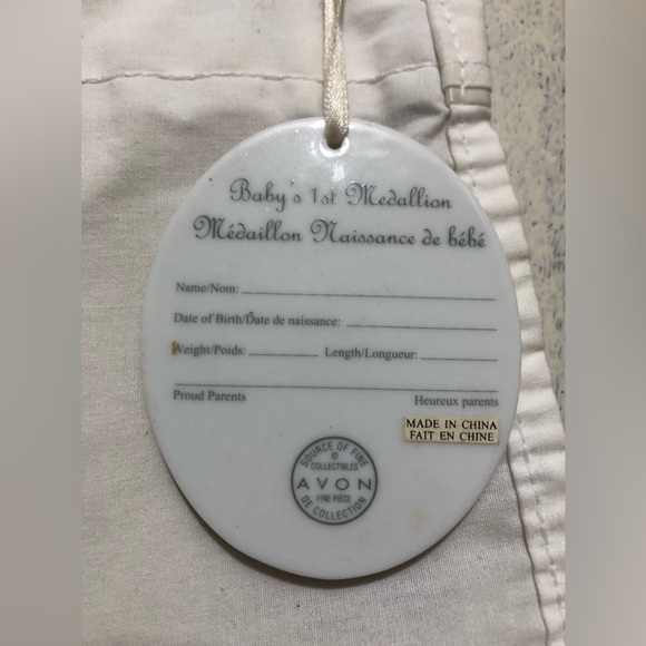 Baby’s 1st medallion - Picture 2 of 4
